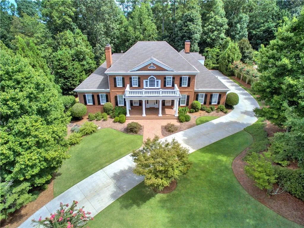 545 Old Cobblestone Drive, Sandy Springs, Georgia 30350, 6 Bedrooms Bedrooms, ,6 BathroomsBathrooms,Residential,Sold,545 Old Cobblestone Drive,6564723