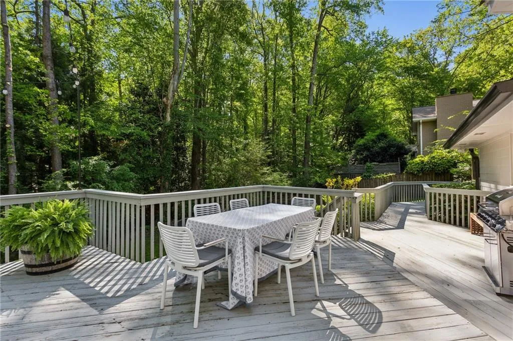4505 Glengary Drive Ne, Atlanta, Georgia 30342, 4 Bedrooms Bedrooms, ,3 BathroomsBathrooms,Residential,For Sale,4505 Glengary Drive Ne,7642119