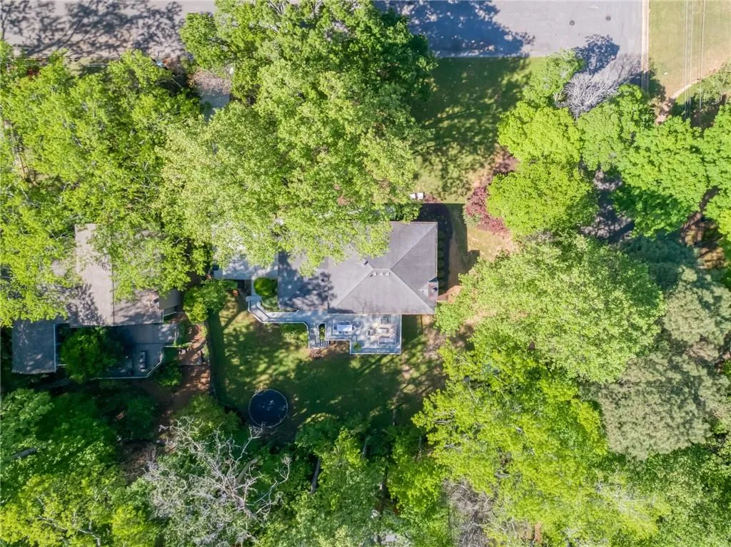 4505 Glengary Drive Ne, Atlanta, Georgia 30342, 4 Bedrooms Bedrooms, ,3 BathroomsBathrooms,Residential,For Sale,4505 Glengary Drive Ne,7642119