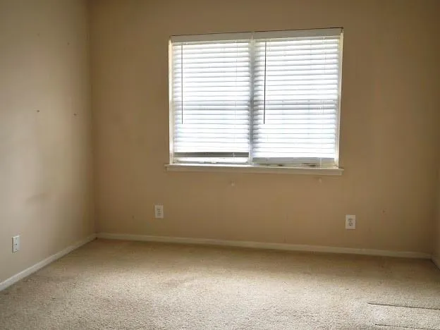 6808 Glenridge Drive Unit E, Sandy Springs, Georgia 30328, 2 Bedrooms Bedrooms, ,2 BathroomsBathrooms,Residential,Sold,6808 Glenridge Drive Unit E,6864026