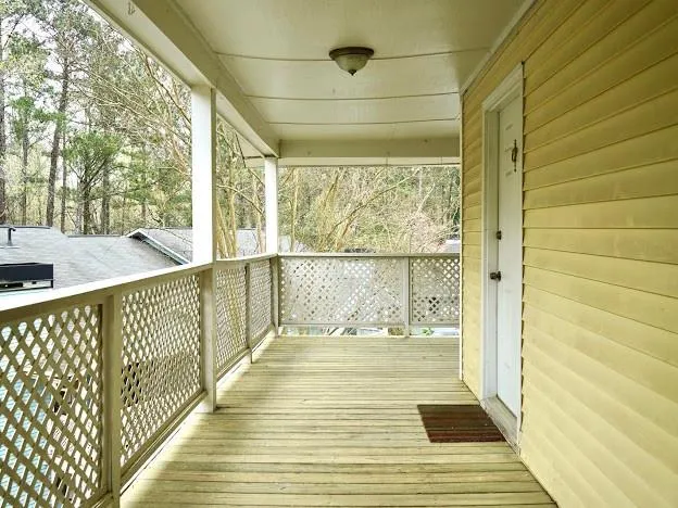 6808 Glenridge Drive Unit E, Sandy Springs, Georgia 30328, 2 Bedrooms Bedrooms, ,2 BathroomsBathrooms,Residential,Sold,6808 Glenridge Drive Unit E,6864026