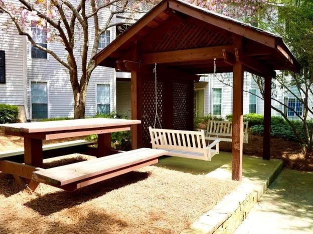 6808 Glenridge Drive Unit E, Sandy Springs, Georgia 30328, 2 Bedrooms Bedrooms, ,2 BathroomsBathrooms,Residential,Sold,6808 Glenridge Drive Unit E,6864026