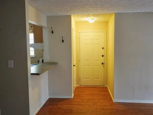 6808 Glenridge Drive Unit E, Sandy Springs, Georgia 30328, 2 Bedrooms Bedrooms, ,2 BathroomsBathrooms,Residential,Sold,6808 Glenridge Drive Unit E,6864026