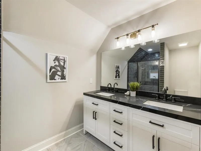 225 Wessex Court, Sandy Springs, Georgia 30328, 4 Bedrooms Bedrooms, ,3 BathroomsBathrooms,Residential,Sold,225 Wessex Court,7250027