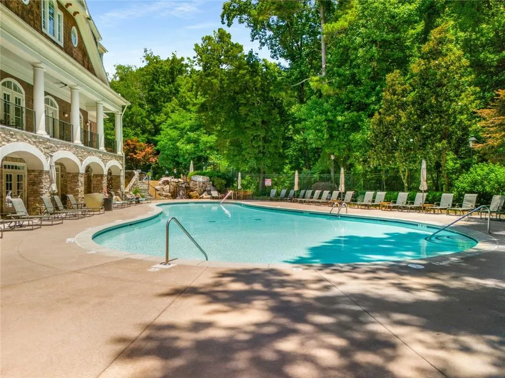 200 River Vista Drive Unit 713, Atlanta, Georgia 30339, 2 Bedrooms Bedrooms, ,2 BathroomsBathrooms,Residential,For Sale,200 River Vista Drive Unit 713,7626533