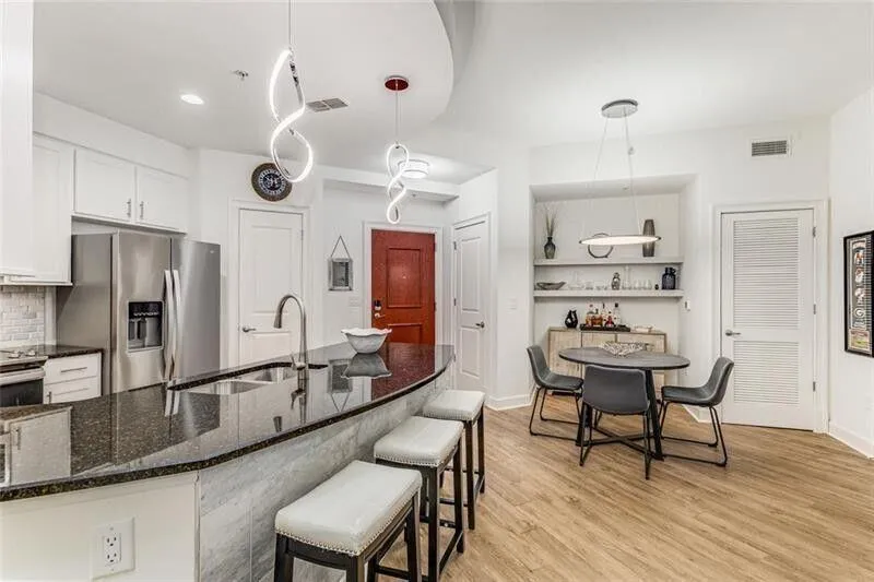 200 River Vista Drive Unit 713, Atlanta, Georgia 30339, 2 Bedrooms Bedrooms, ,2 BathroomsBathrooms,Residential,For Sale,200 River Vista Drive Unit 713,7626533