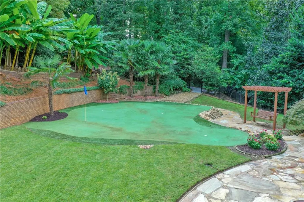 150 Spalding Mill, Sandy Springs, Georgia 30350, 6 Bedrooms Bedrooms, ,4 BathroomsBathrooms,Residential,Sold,150 Spalding Mill,6786134