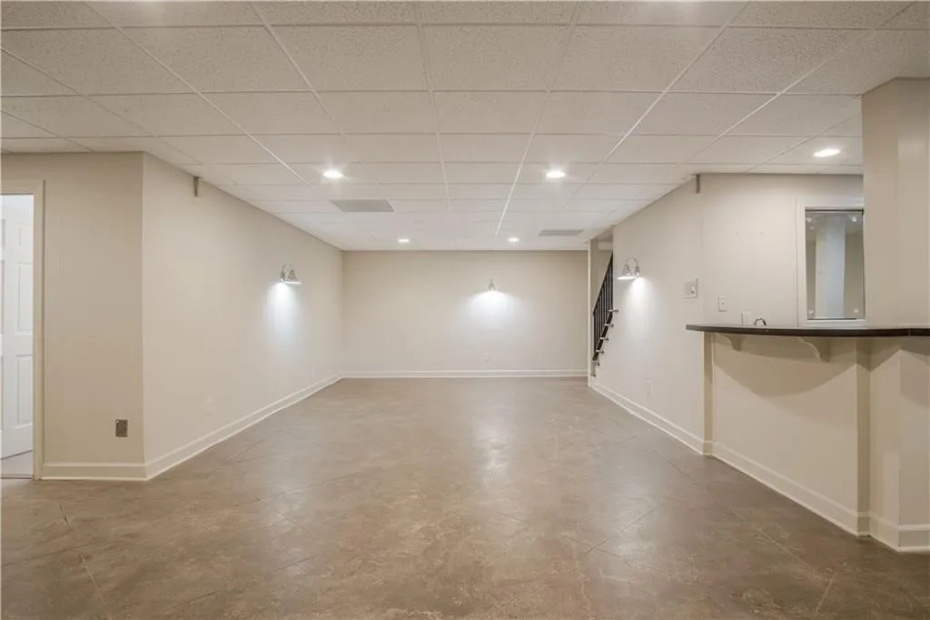 150 Spalding Mill, Sandy Springs, Georgia 30350, 6 Bedrooms Bedrooms, ,4 BathroomsBathrooms,Residential,Sold,150 Spalding Mill,6786134