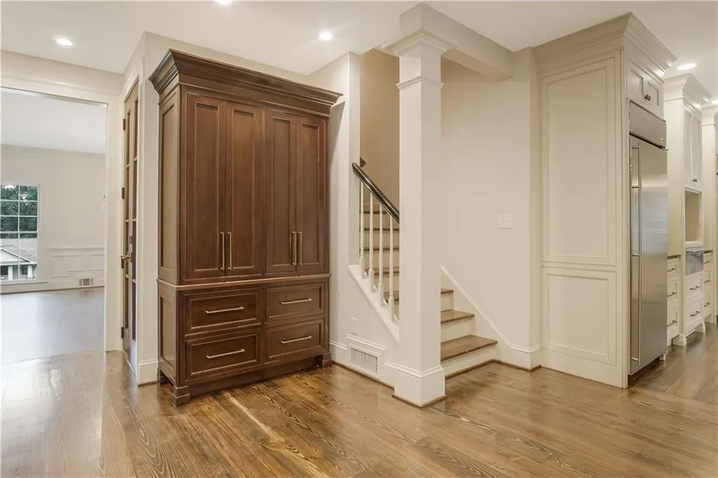 150 Spalding Mill, Sandy Springs, Georgia 30350, 6 Bedrooms Bedrooms, ,4 BathroomsBathrooms,Residential,Sold,150 Spalding Mill,6786134