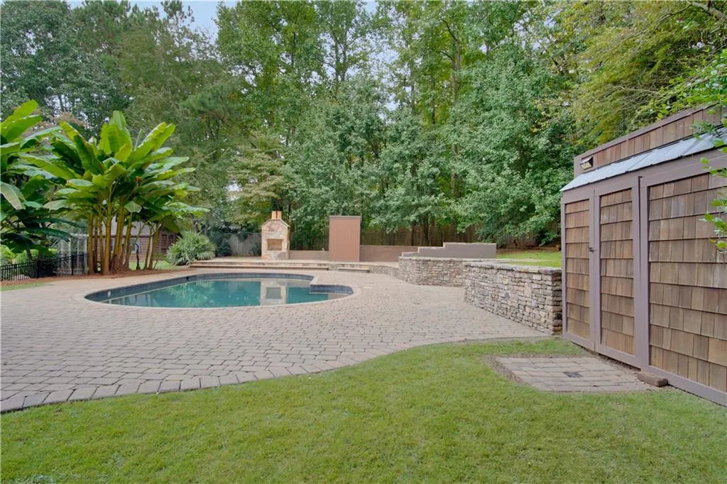 150 Spalding Mill, Sandy Springs, Georgia 30350, 6 Bedrooms Bedrooms, ,4 BathroomsBathrooms,Residential,Sold,150 Spalding Mill,6786134