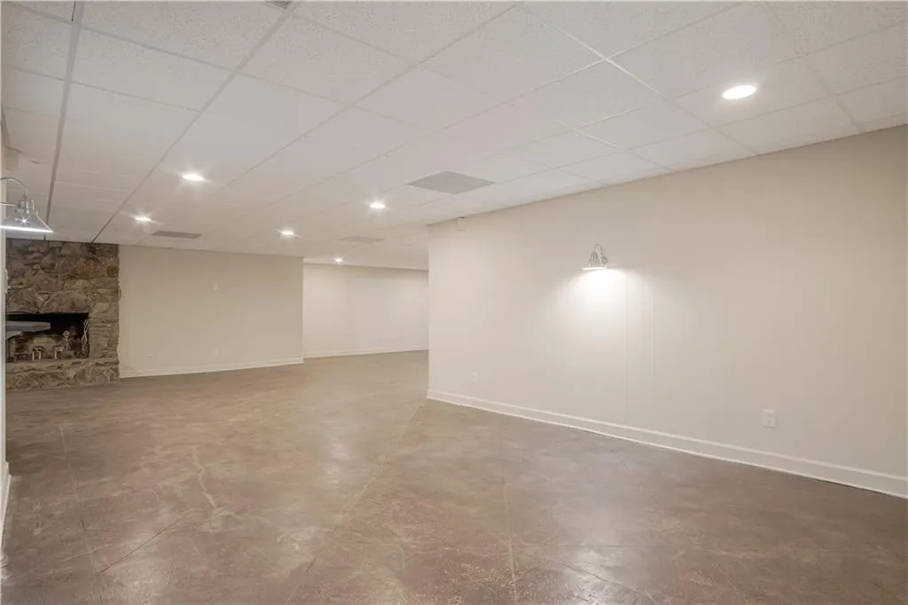 150 Spalding Mill, Sandy Springs, Georgia 30350, 6 Bedrooms Bedrooms, ,4 BathroomsBathrooms,Residential,Sold,150 Spalding Mill,6786134