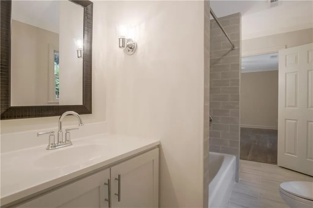 150 Spalding Mill, Sandy Springs, Georgia 30350, 6 Bedrooms Bedrooms, ,4 BathroomsBathrooms,Residential,Sold,150 Spalding Mill,6786134