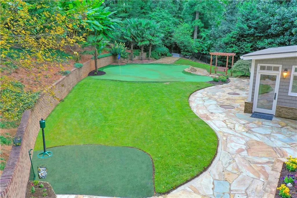 150 Spalding Mill, Sandy Springs, Georgia 30350, 6 Bedrooms Bedrooms, ,4 BathroomsBathrooms,Residential,Sold,150 Spalding Mill,6786134