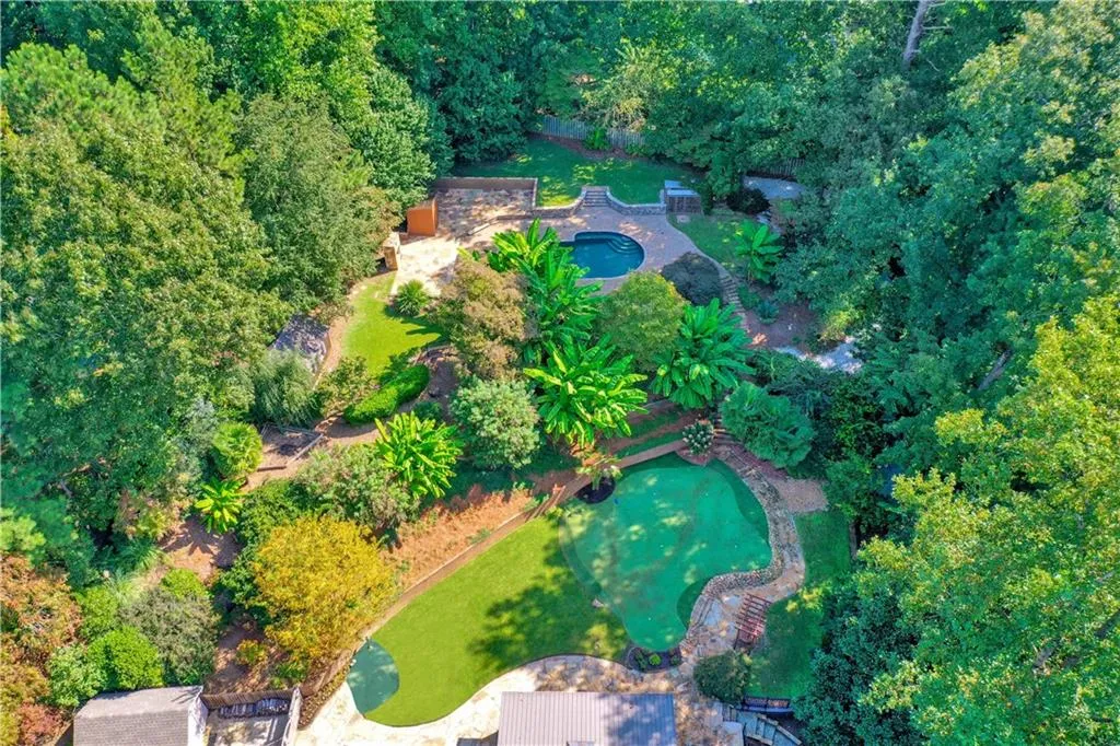 150 Spalding Mill, Sandy Springs, Georgia 30350, 6 Bedrooms Bedrooms, ,4 BathroomsBathrooms,Residential,Sold,150 Spalding Mill,6786134