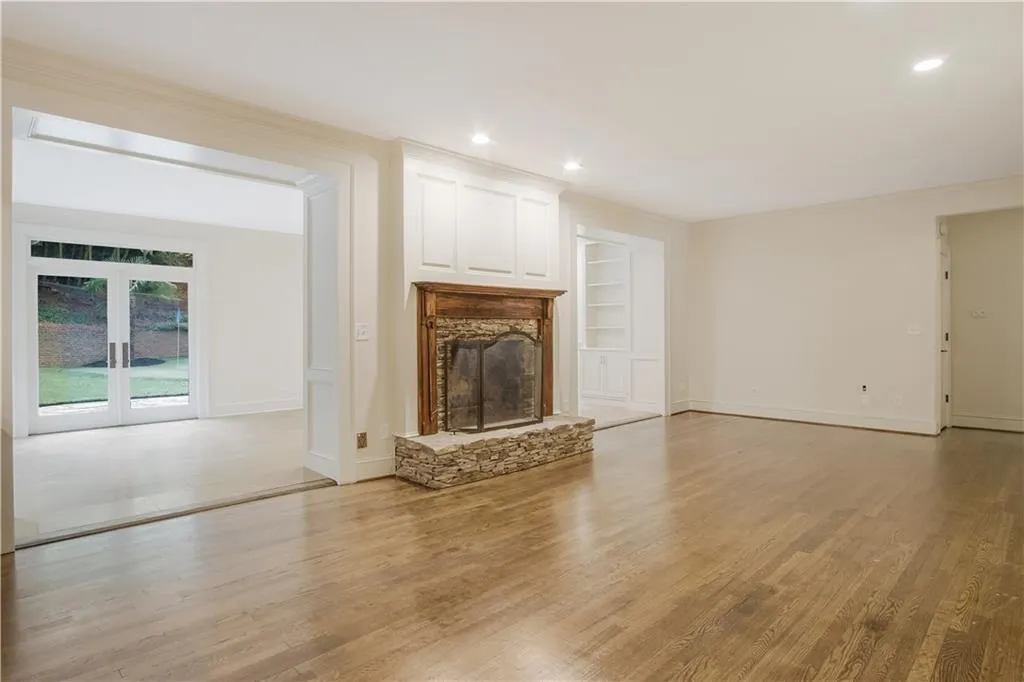 150 Spalding Mill, Sandy Springs, Georgia 30350, 6 Bedrooms Bedrooms, ,4 BathroomsBathrooms,Residential,Sold,150 Spalding Mill,6786134