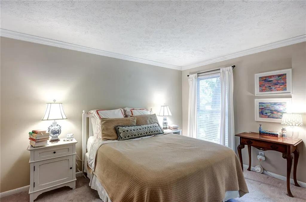 5153 Roswell Road Unit 10, Atlanta, Georgia 30342, 1 Bedroom Bedrooms, ,1 BathroomBathrooms,Residential,Sold,5153 Roswell Road Unit 10,5901955