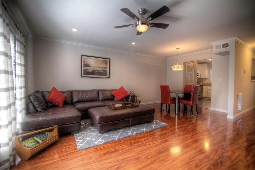 6700 Roswell Road Ne Unit 23c, Sandy Springs, Georgia 30328, 2 Bedrooms Bedrooms, ,1 BathroomBathrooms,Residential,Sold,6700 Roswell Road Ne Unit 23c,5634653