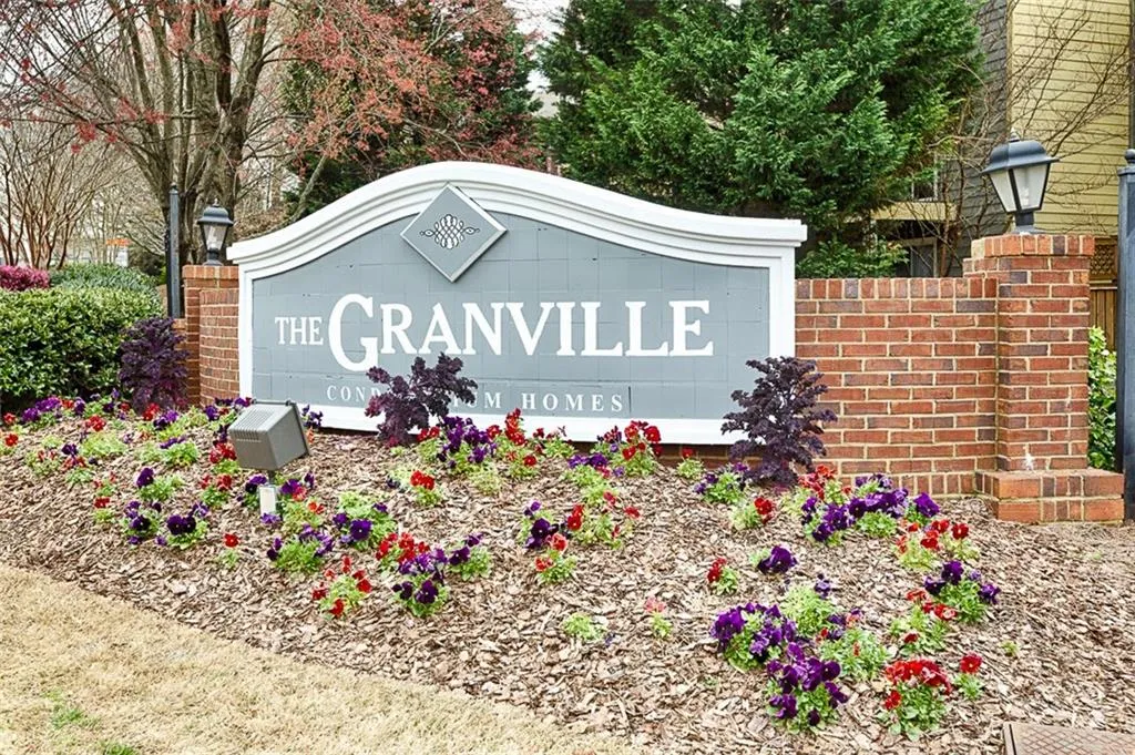 321 Granville Court, Atlanta, Georgia 30328, 2 Bedrooms Bedrooms, ,2 BathroomsBathrooms,Residential,Sold,321 Granville Court,5985218