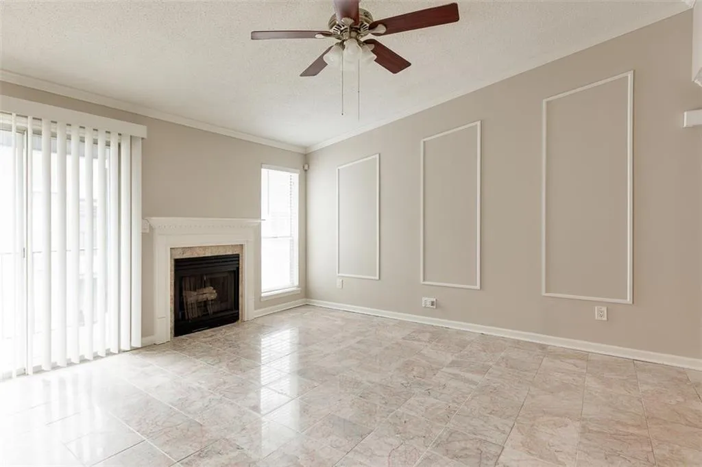 321 Granville Court, Atlanta, Georgia 30328, 2 Bedrooms Bedrooms, ,2 BathroomsBathrooms,Residential,Sold,321 Granville Court,5985218