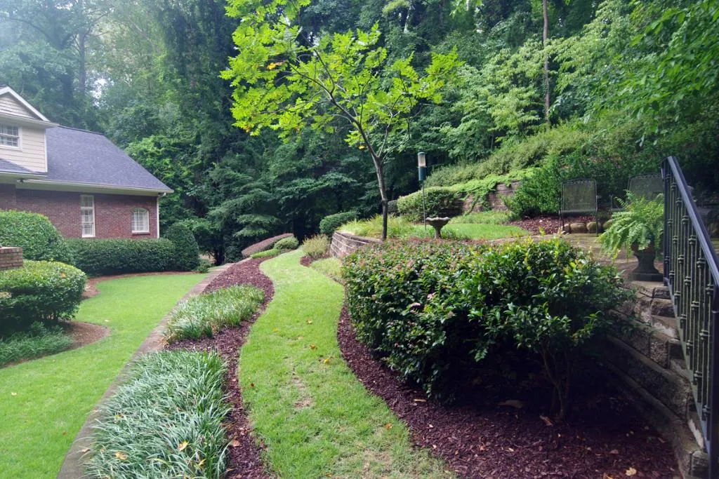 175 Landsdowne Drive, Sandy Springs, Georgia 30328, 5 Bedrooms Bedrooms, ,5 BathroomsBathrooms,Residential,Sold,175 Landsdowne Drive,5590040
