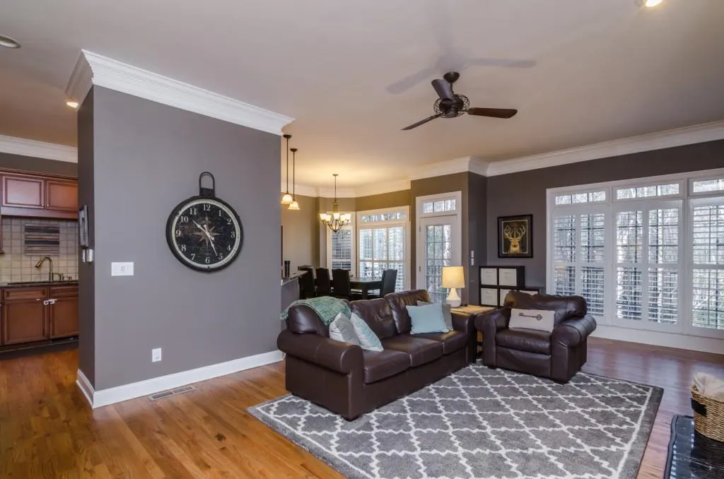 5454 Battery Lane Ne, Atlanta, Georgia 30342, 3 Bedrooms Bedrooms, ,3 BathroomsBathrooms,Residential,Sold,5454 Battery Lane Ne,5788601