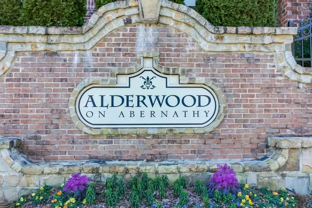 429 Alderwood Street, Atlanta, Georgia 30328, 3 Bedrooms Bedrooms, ,3 BathroomsBathrooms,Residential,Sold,429 Alderwood Street,6502541