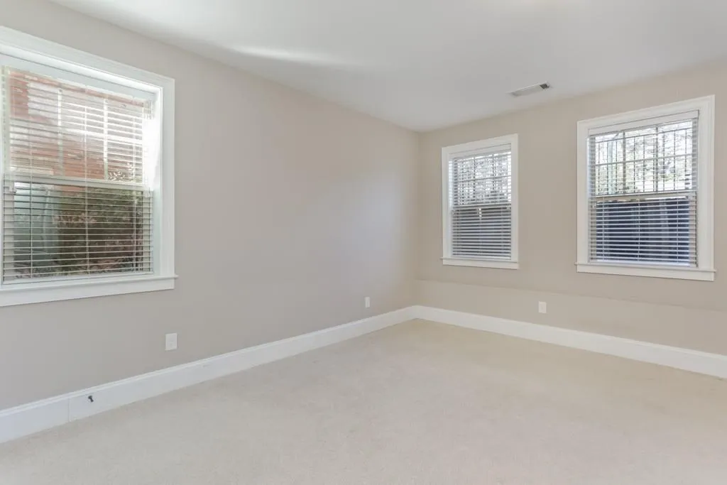 429 Alderwood Street, Atlanta, Georgia 30328, 3 Bedrooms Bedrooms, ,3 BathroomsBathrooms,Residential,Sold,429 Alderwood Street,6502541