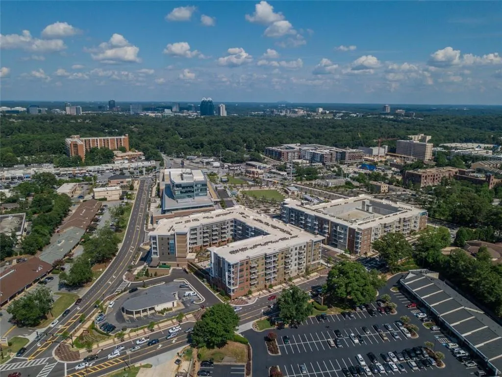 6275 Ferry Drive, Sandy Springs, Georgia 30328, 5 Bedrooms Bedrooms, ,4 BathroomsBathrooms,Residential,Sold,6275 Ferry Drive,6519707