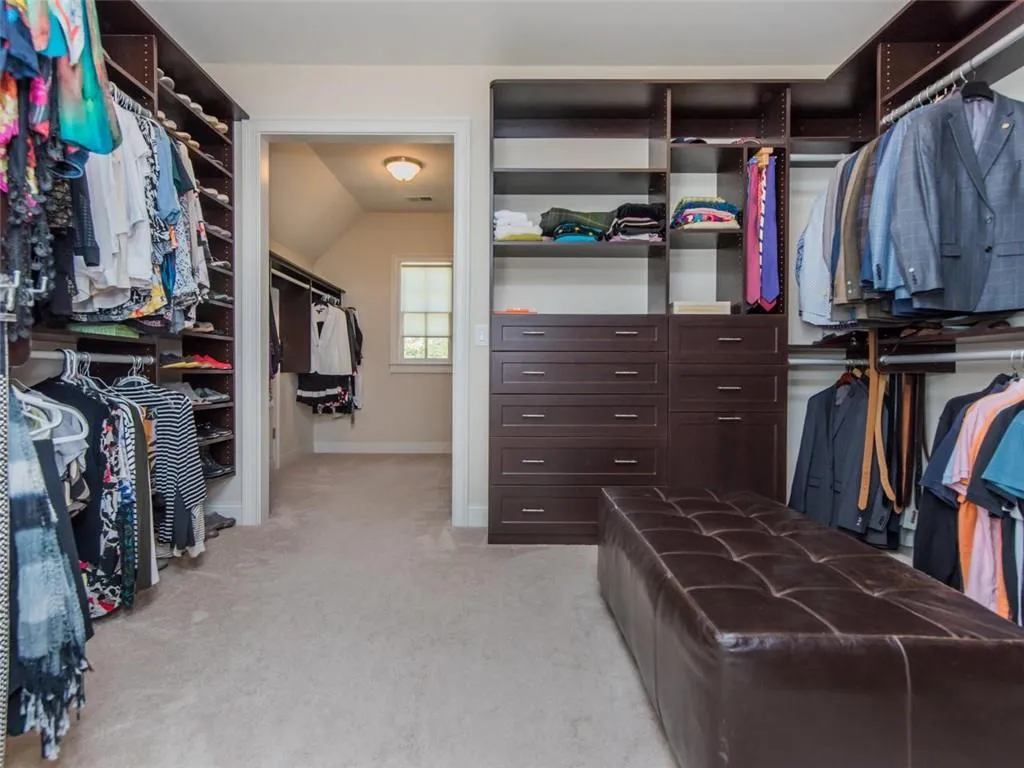 6275 Ferry Drive, Sandy Springs, Georgia 30328, 5 Bedrooms Bedrooms, ,4 BathroomsBathrooms,Residential,Sold,6275 Ferry Drive,6519707