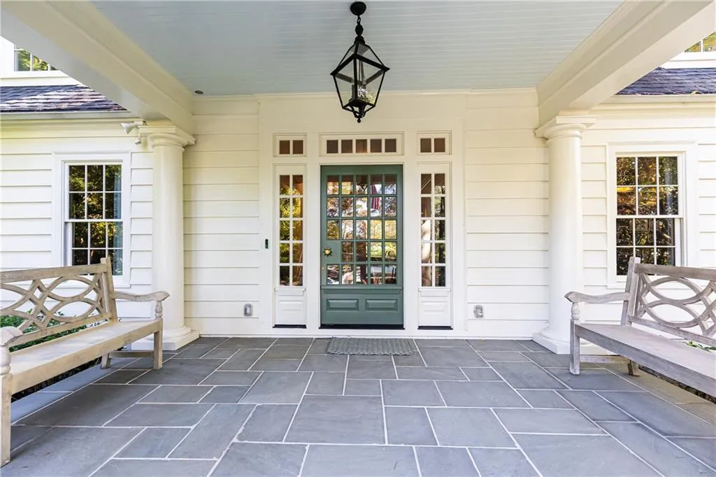 2363 Montview Drive Nw, Atlanta, Georgia 30305, 4 Bedrooms Bedrooms, 0 ,4 BathroomsBathrooms,Residential,Sold,2363 Montview Drive Nw,7679712