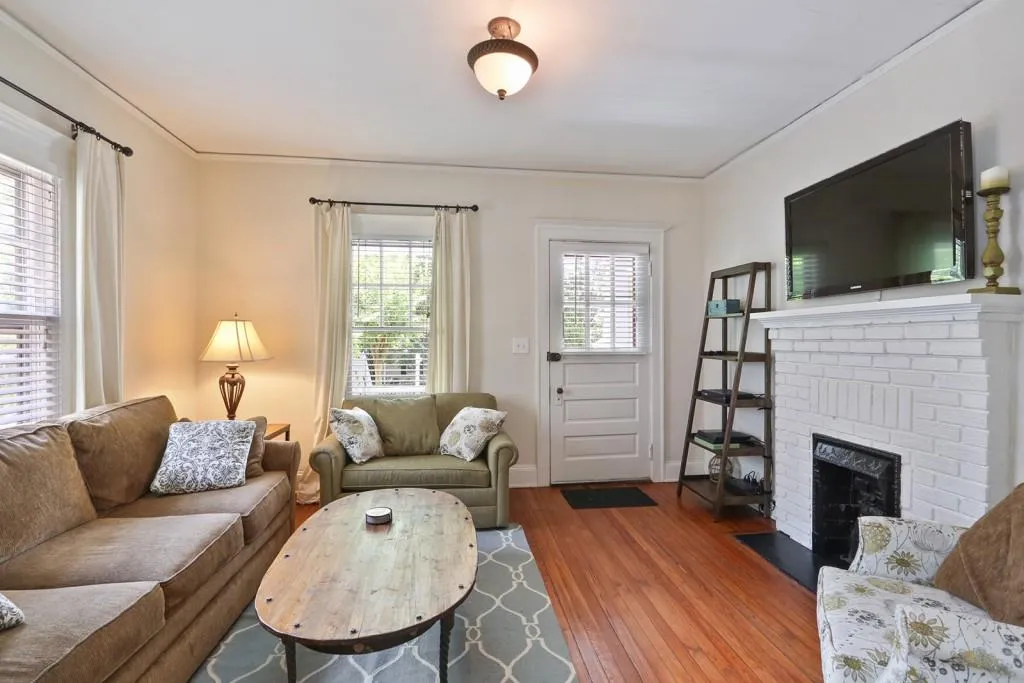 801 Antone Street, Atlanta, Georgia 30318, 2 Bedrooms Bedrooms, ,2 BathroomsBathrooms,Residential,Sold,801 Antone Street,6031805