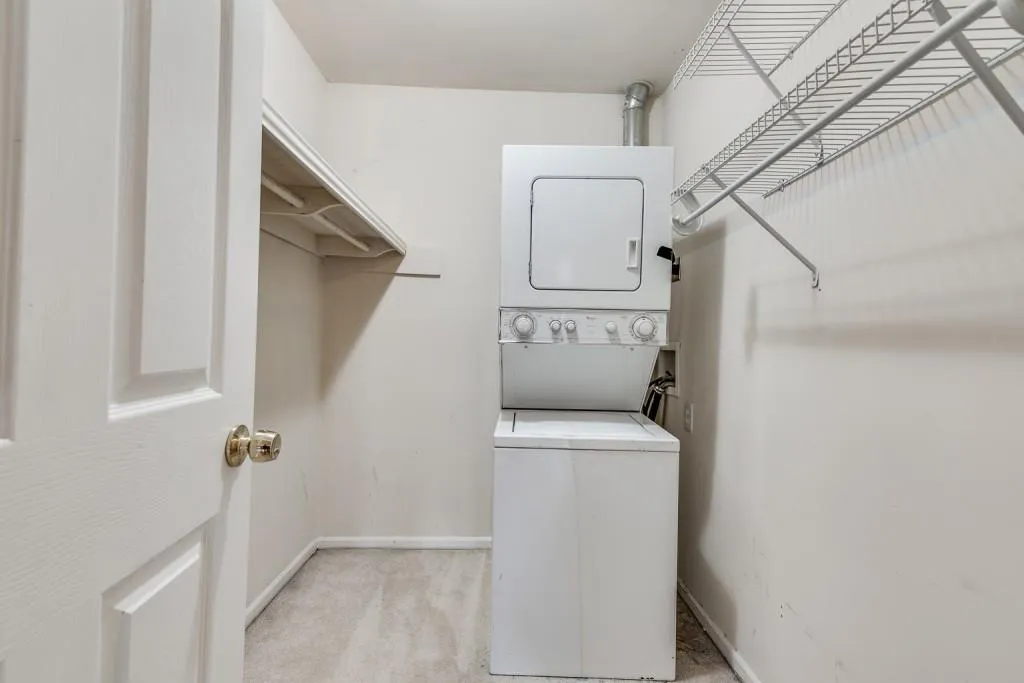 6851 Roswell Road Ne Unit O-31, Sandy Springs, Georgia 30328, 2 Bedrooms Bedrooms, ,2 BathroomsBathrooms,Residential,Sold,6851 Roswell Road Ne Unit O-31,6669273