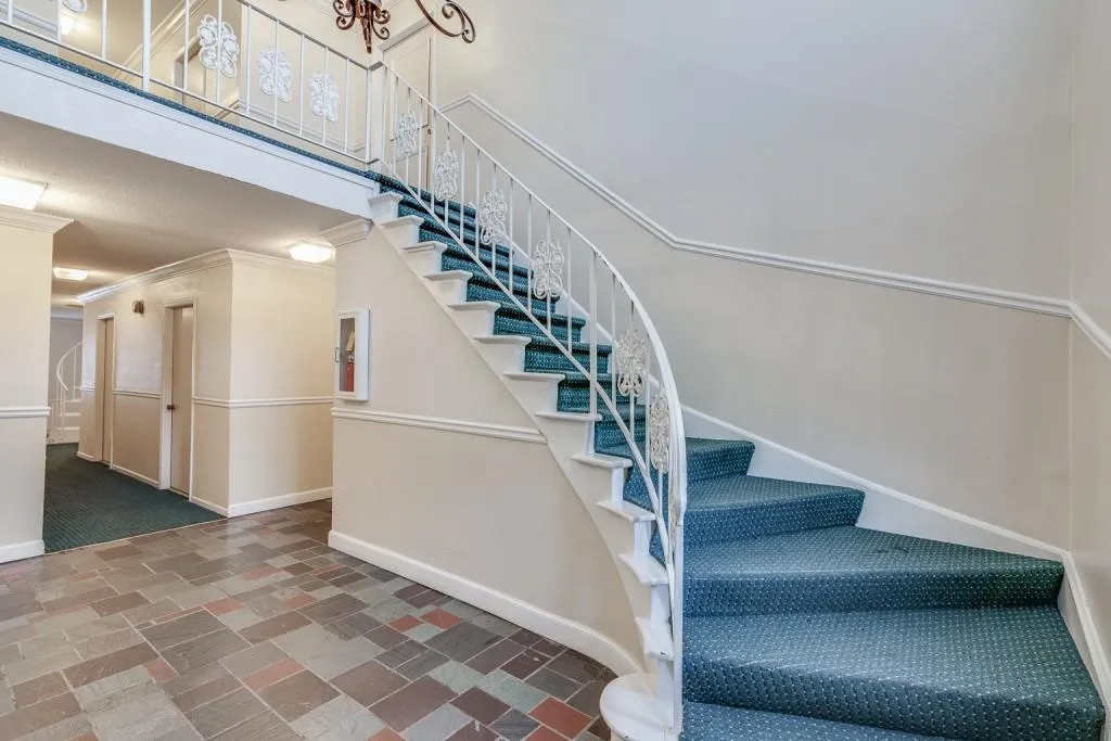 6851 Roswell Road Ne Unit O-31, Sandy Springs, Georgia 30328, 2 Bedrooms Bedrooms, ,2 BathroomsBathrooms,Residential,Sold,6851 Roswell Road Ne Unit O-31,6669273