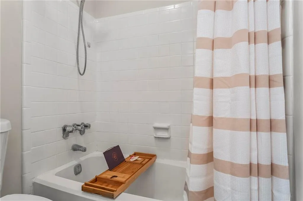 504 Vicksburg Place, Atlanta, Georgia 30350, 3 Bedrooms Bedrooms, ,2 BathroomsBathrooms,Residential,Sold,504 Vicksburg Place,7450918