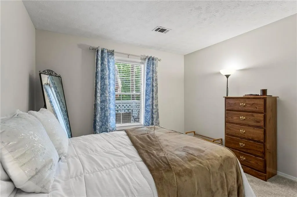 504 Vicksburg Place, Atlanta, Georgia 30350, 3 Bedrooms Bedrooms, ,2 BathroomsBathrooms,Residential,Sold,504 Vicksburg Place,7450918