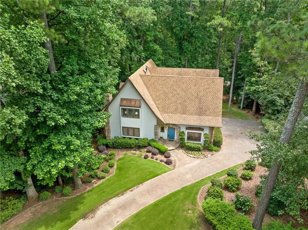 345 Breakwater Ridge, Atlanta, Georgia 30328, 5 Bedrooms Bedrooms, ,3 BathroomsBathrooms,Residential,Sold,345 Breakwater Ridge,7085500