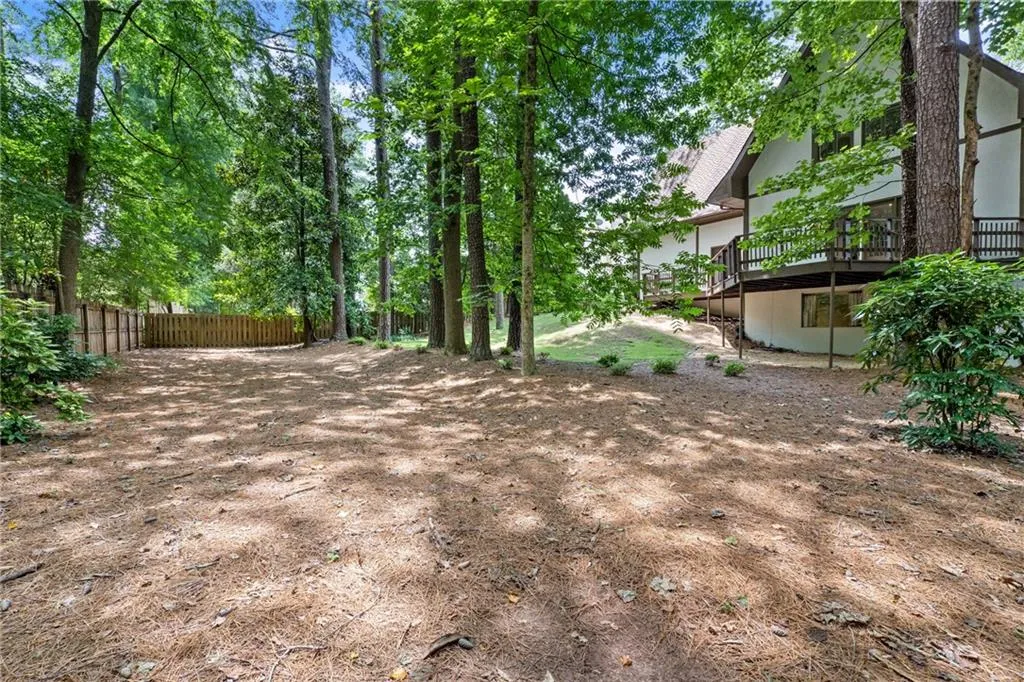 345 Breakwater Ridge, Atlanta, Georgia 30328, 5 Bedrooms Bedrooms, ,3 BathroomsBathrooms,Residential,Sold,345 Breakwater Ridge,7085500