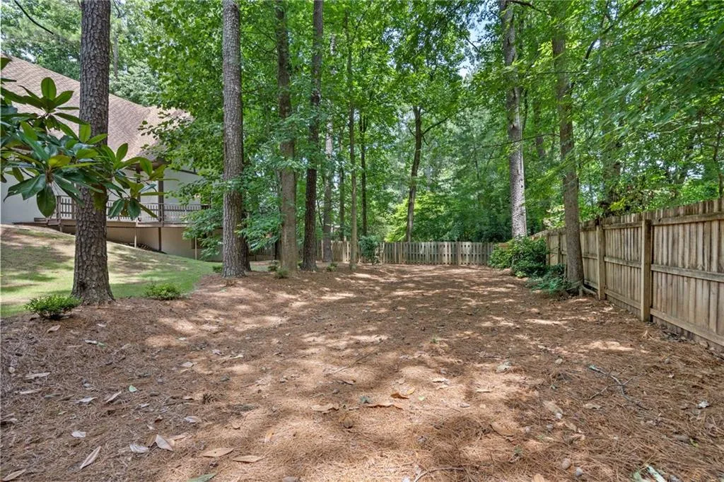 345 Breakwater Ridge, Atlanta, Georgia 30328, 5 Bedrooms Bedrooms, ,3 BathroomsBathrooms,Residential,Sold,345 Breakwater Ridge,7085500