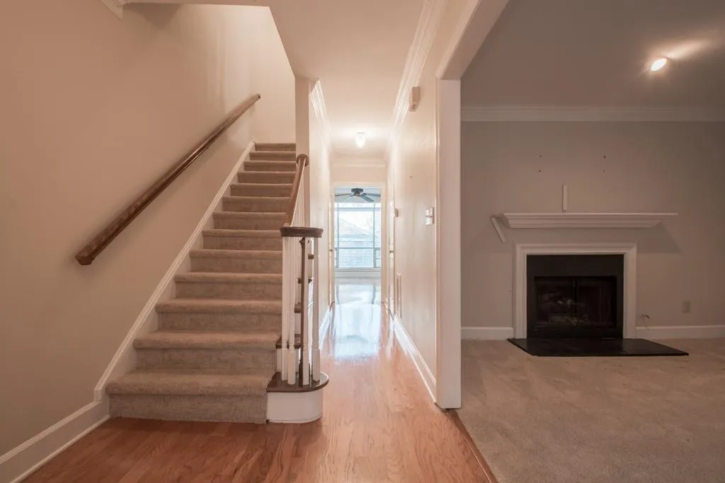 7500 Roswell Road Ne Unit 71, Sandy Springs, Georgia 30350, 2 Bedrooms Bedrooms, ,2 BathroomsBathrooms,Residential,Sold,7500 Roswell Road Ne Unit 71,5979954