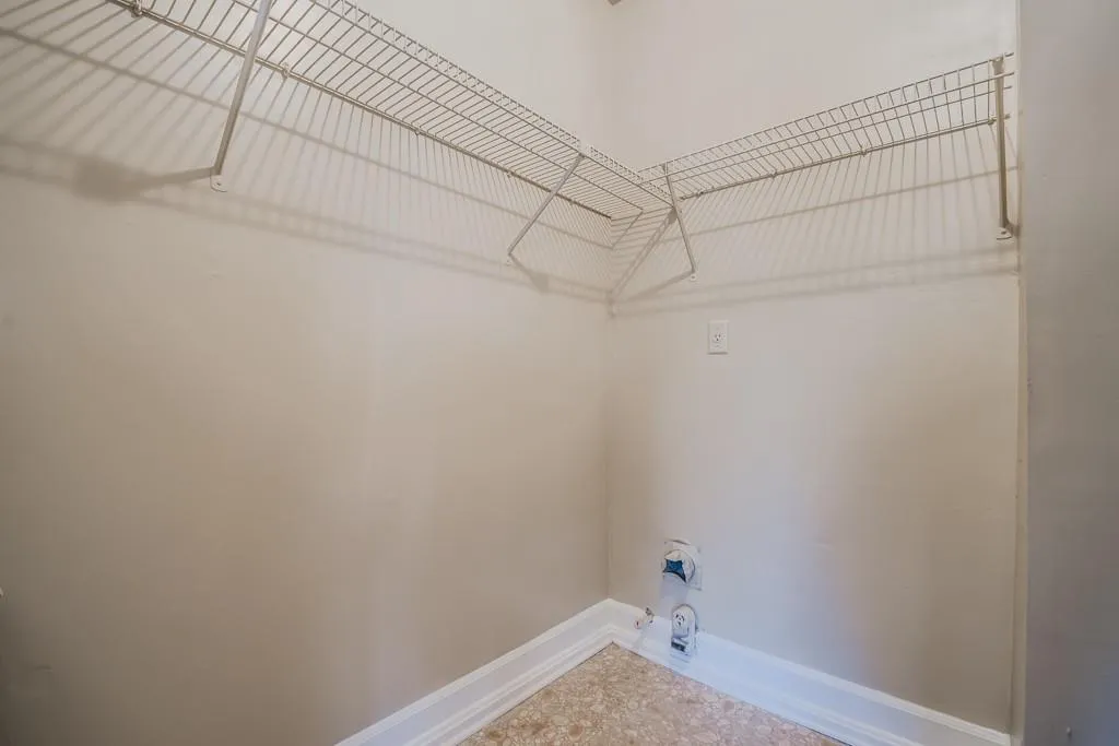 7500 Roswell Road Ne Unit 71, Sandy Springs, Georgia 30350, 2 Bedrooms Bedrooms, ,2 BathroomsBathrooms,Residential,Sold,7500 Roswell Road Ne Unit 71,5979954