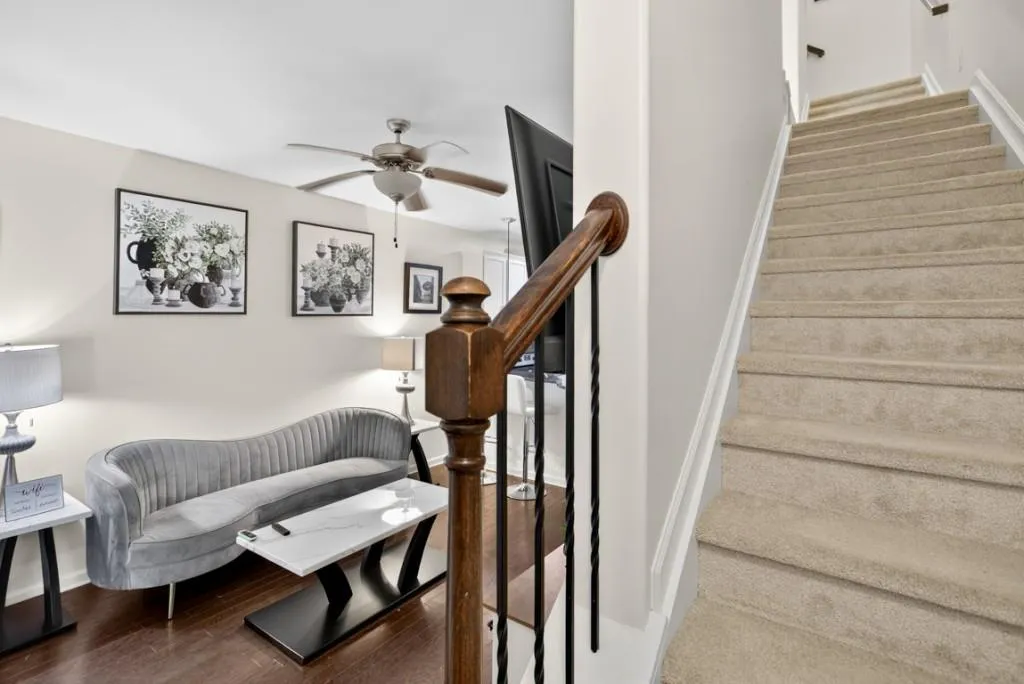215 Semel Drive, Atlanta, Georgia 30309, 2 Bedrooms Bedrooms, 0 ,2 BathroomsBathrooms,Residential,For Sale,215 Semel Drive,7678200