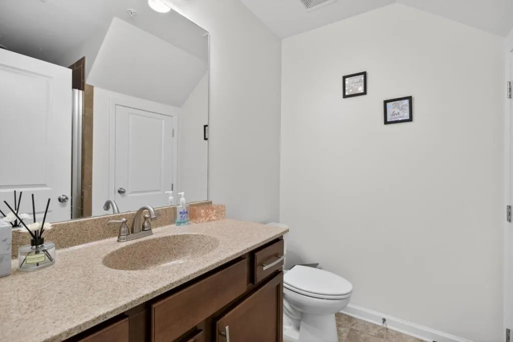 215 Semel Drive, Atlanta, Georgia 30309, 2 Bedrooms Bedrooms, 0 ,2 BathroomsBathrooms,Residential,For Sale,215 Semel Drive,7678200
