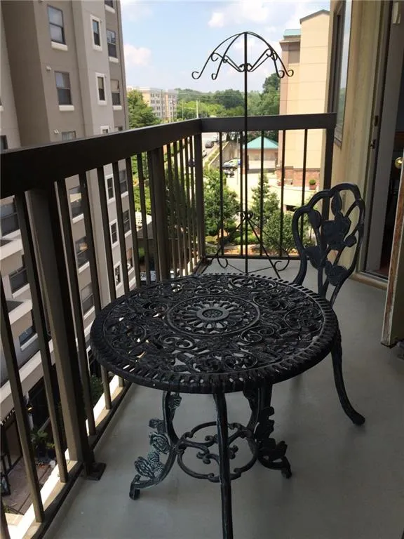 795 Hammond Drive Unit 612, Atlanta, Georgia 30328, 1 Bedroom Bedrooms, ,1 BathroomBathrooms,Residential,Sold,795 Hammond Drive Unit 612,5722402