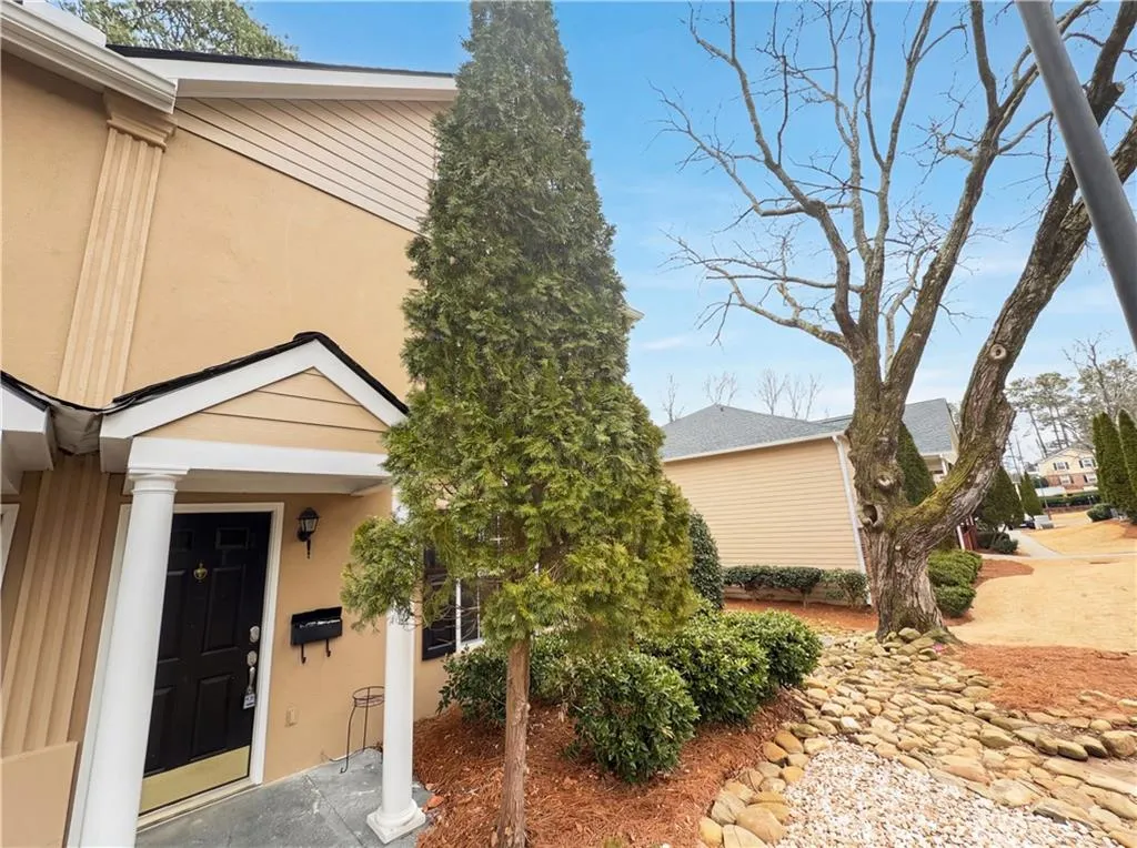 806 Brighton Point, Atlanta, Georgia 30328, 2 Bedrooms Bedrooms, ,2 BathroomsBathrooms,Residential,For Sale,806 Brighton Point,7730106