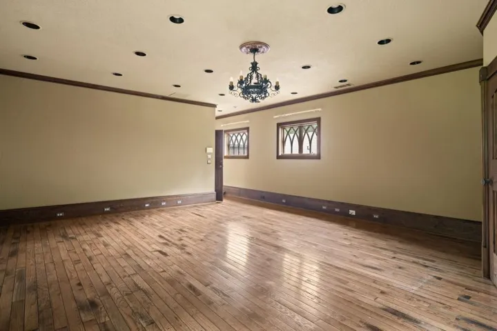 1170