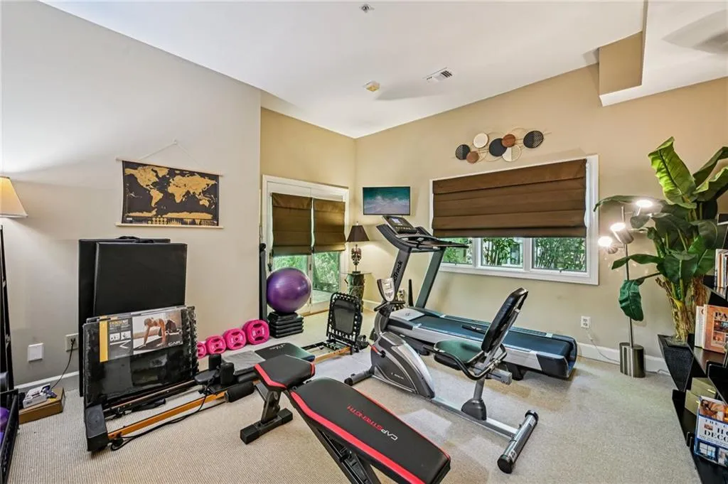3192 Paces Mill Road Se Unit 1, Atlanta, Georgia 30339, 3 Bedrooms Bedrooms, ,3 BathroomsBathrooms,Residential,For Sale,3192 Paces Mill Road Se Unit 1,7608913