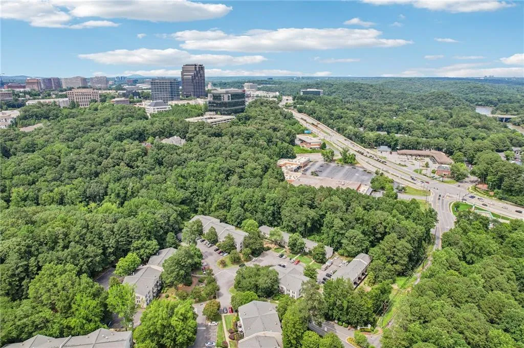 3192 Paces Mill Road Se Unit 1, Atlanta, Georgia 30339, 3 Bedrooms Bedrooms, ,3 BathroomsBathrooms,Residential,For Sale,3192 Paces Mill Road Se Unit 1,7608913