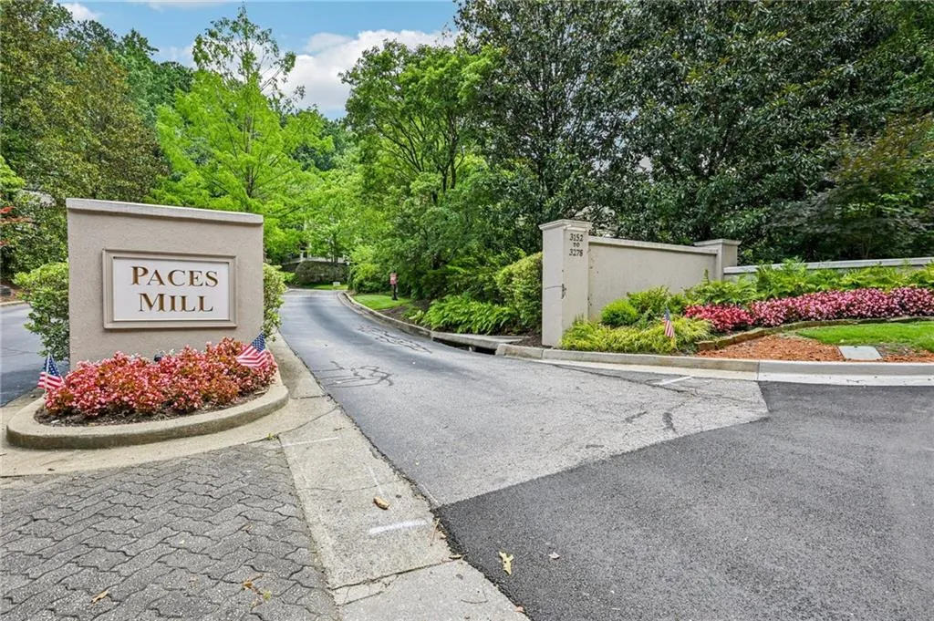 3192 Paces Mill Road Se Unit 1, Atlanta, Georgia 30339, 3 Bedrooms Bedrooms, ,3 BathroomsBathrooms,Residential,For Sale,3192 Paces Mill Road Se Unit 1,7608913