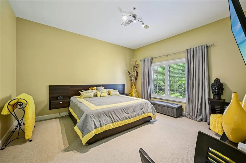 3192 Paces Mill Road Se Unit 1, Atlanta, Georgia 30339, 3 Bedrooms Bedrooms, ,3 BathroomsBathrooms,Residential,For Sale,3192 Paces Mill Road Se Unit 1,7608913