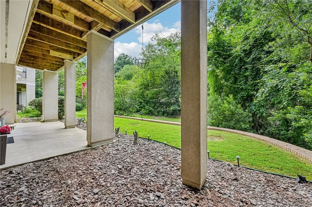 3192 Paces Mill Road Se Unit 1, Atlanta, Georgia 30339, 3 Bedrooms Bedrooms, ,3 BathroomsBathrooms,Residential,For Sale,3192 Paces Mill Road Se Unit 1,7608913